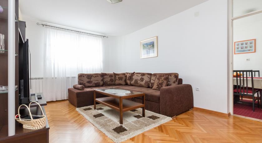 Comfortable Apartment Split Bilik gambar